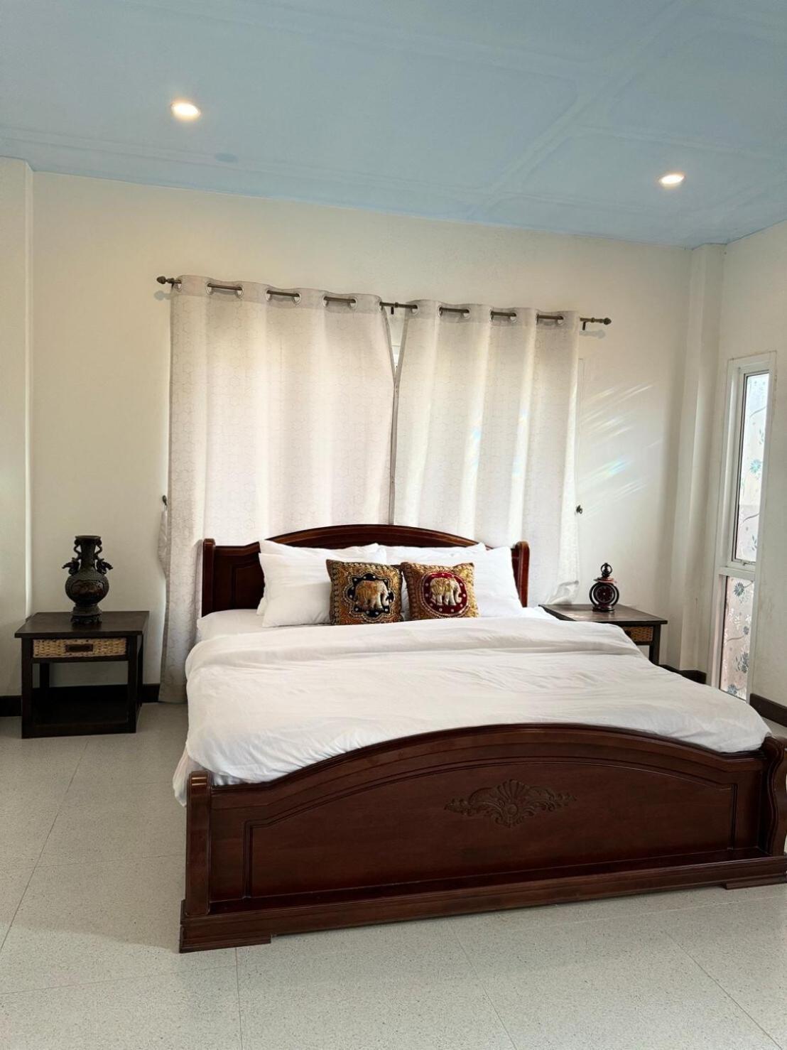 Kamala Family Villa 3Bds Local Style Near Beach Exterior foto